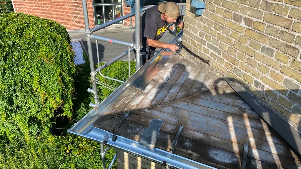 Nyt tagpaptag på Charlottenlund
