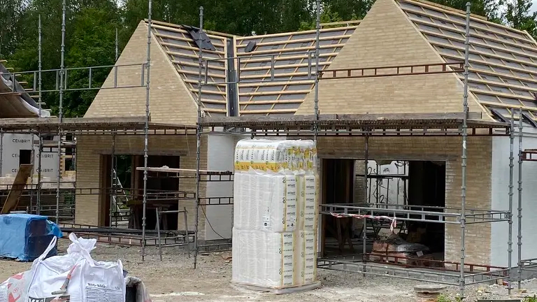 Nyt tagpaptag på Charlottenlund